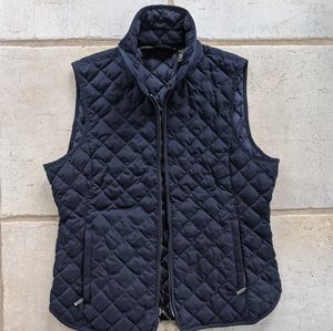Eddie Bauer sleeveless jacket
